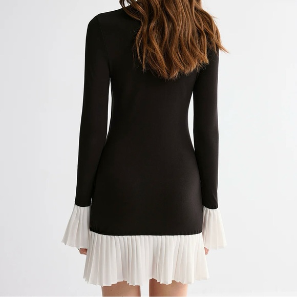 SOLD - Picture 4 of 11